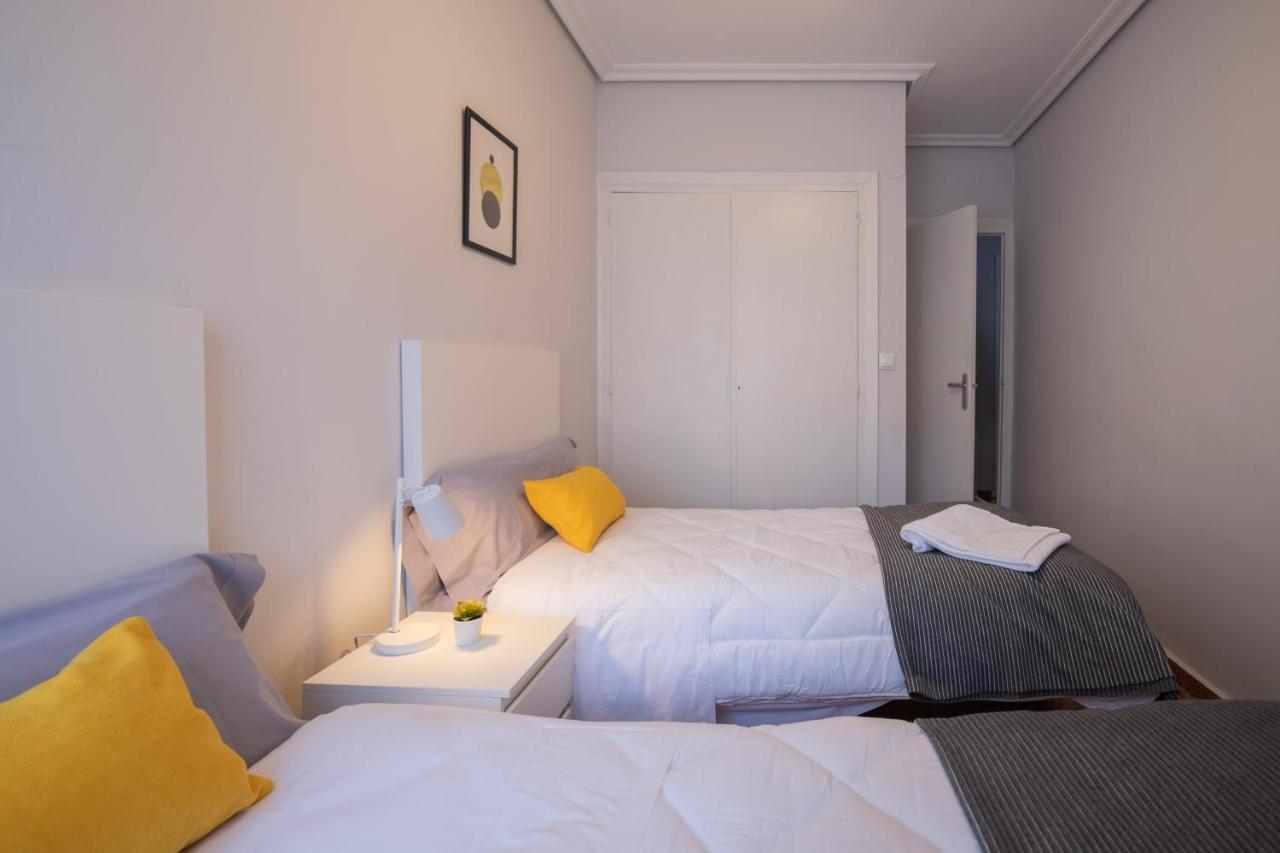 Apartamento Albelda Plaza Albelda De Iregua Exteriör bild